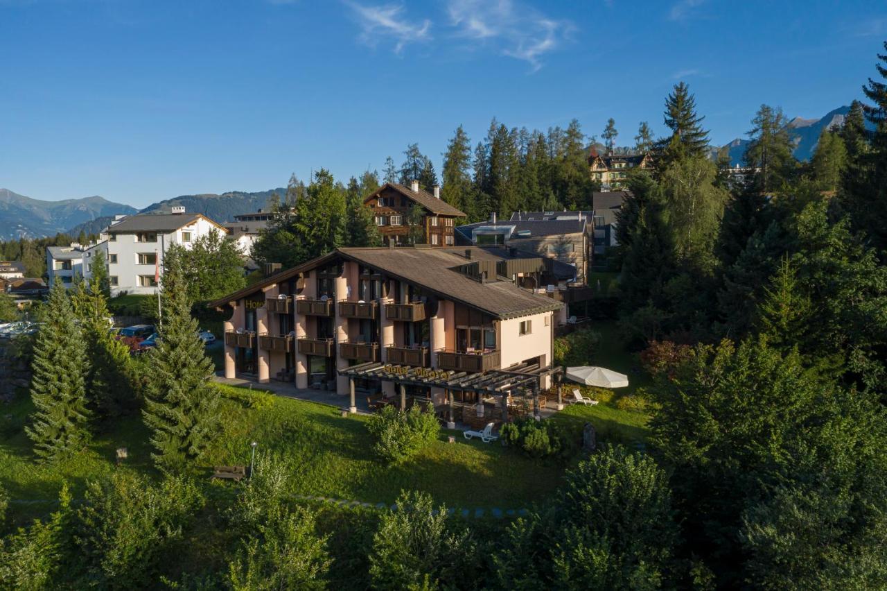 T3 Hotel Mira Val Флимс Екстериор снимка