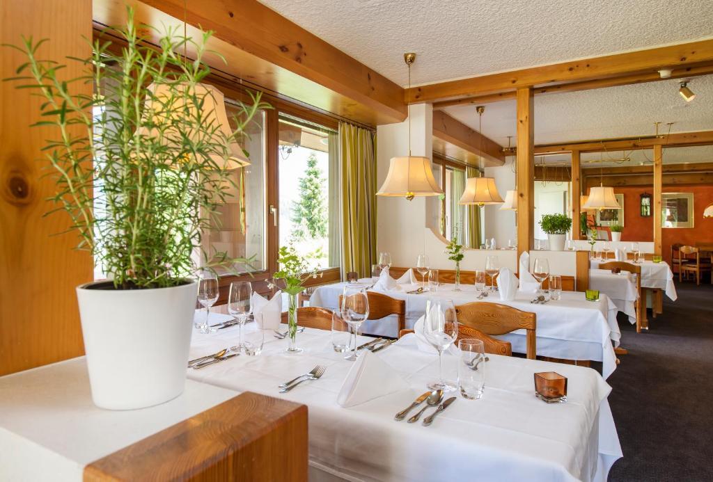 T3 Hotel Mira Val Флимс Екстериор снимка