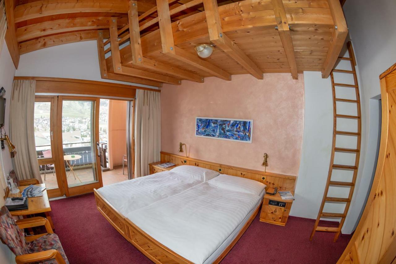 T3 Hotel Mira Val Флимс Екстериор снимка