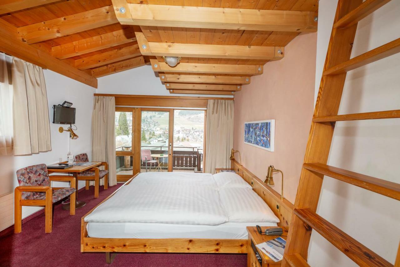 T3 Hotel Mira Val Флимс Екстериор снимка