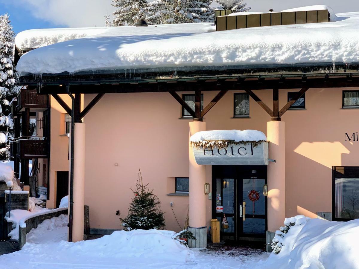 T3 Hotel Mira Val Флимс Екстериор снимка